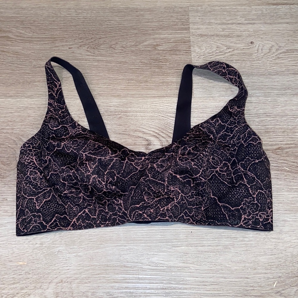 Lululemon Like Nothing Black Printed Sports Bra - Picture 1 of 5